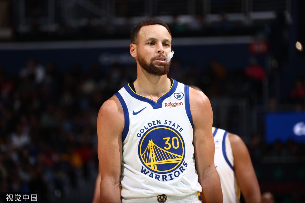 防守端失误 防守端失误