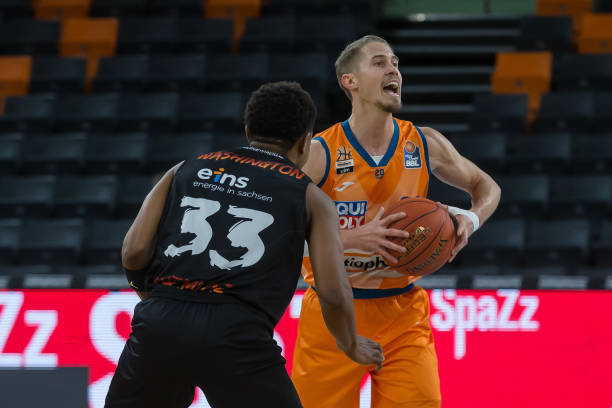 这位法国前 这位法国前